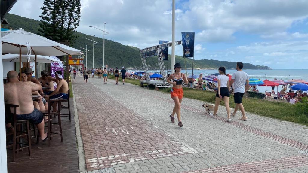 Bombas/ Bombinhas, A 50M Do Mar, Apartamento 2 Quartos, Com Churrasqueira Na Sacada, Ar E Wi-Fi Zewnętrze zdjęcie