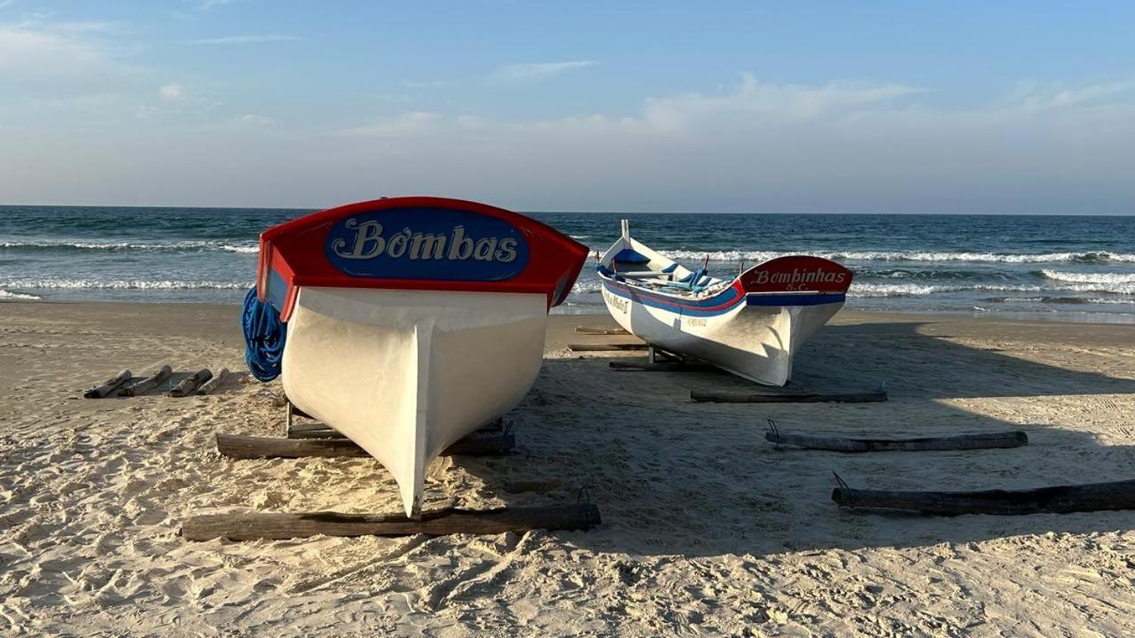Bombas/ Bombinhas, A 50M Do Mar, Apartamento 2 Quartos, Com Churrasqueira Na Sacada, Ar E Wi-Fi Zewnętrze zdjęcie